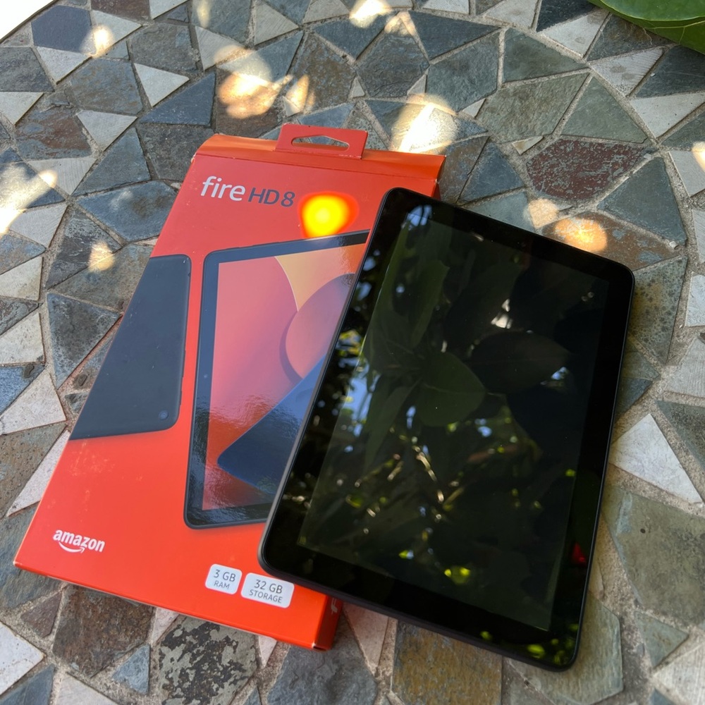 Amazon Fire HD 8 Tablet - Sleek Black
